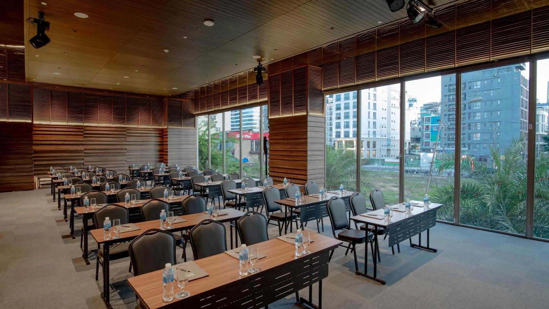 M Hotel Danang 5*, Đà Nẵng Vietnam